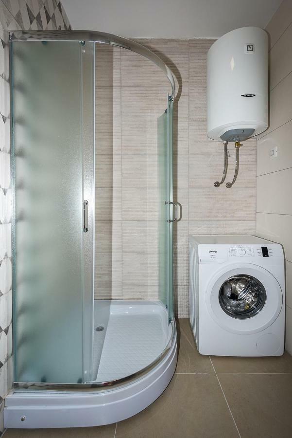 Adria Lux Apartmens 2 Sveti Stefan Zewnętrze zdjęcie