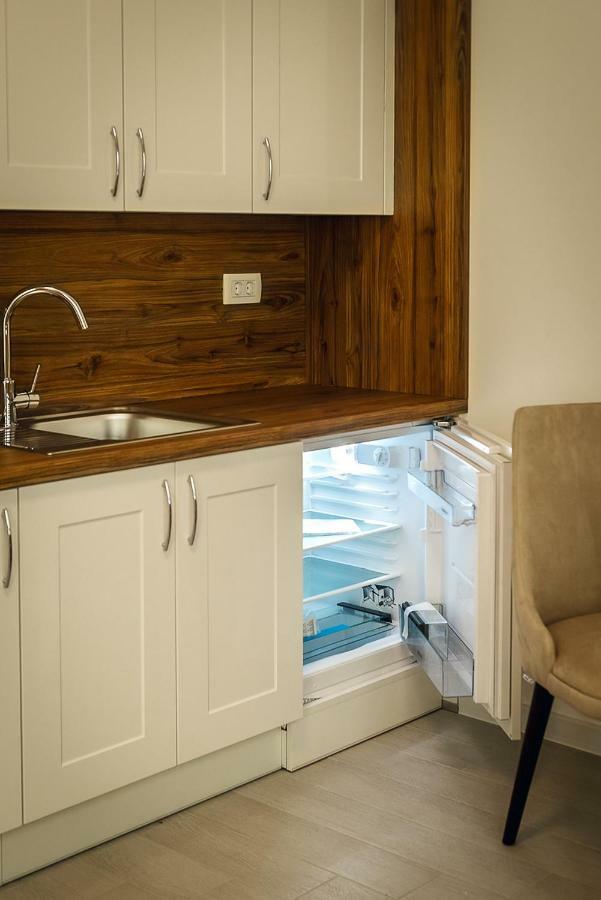 Adria Lux Apartmens 2 Sveti Stefan Zewnętrze zdjęcie